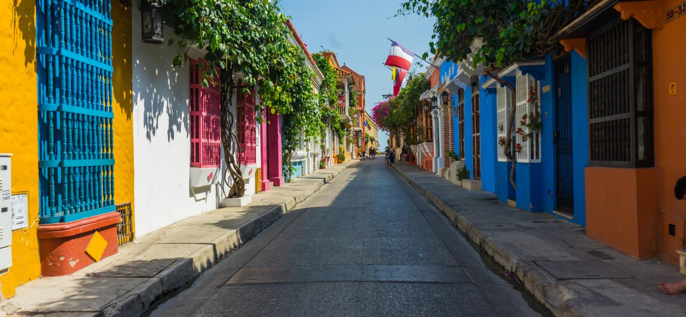 Colorful empty Streets of Cartagena (Colombia)
