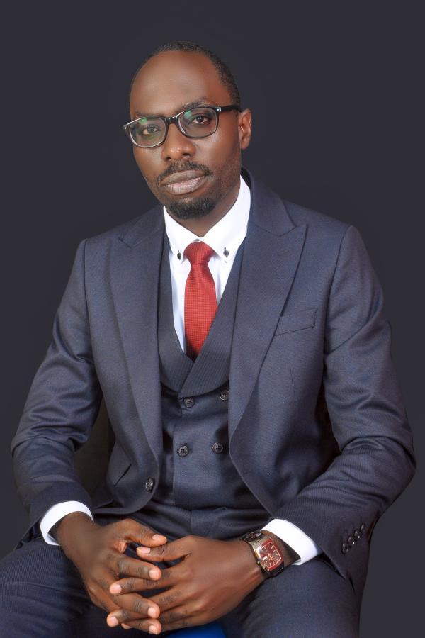 Abel Rubega headshot