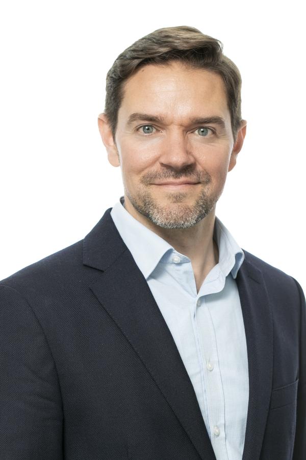 nicholas johnson headshot