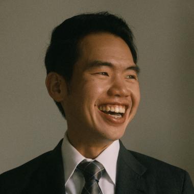 Poosanu Thanapornsangsuth headshot