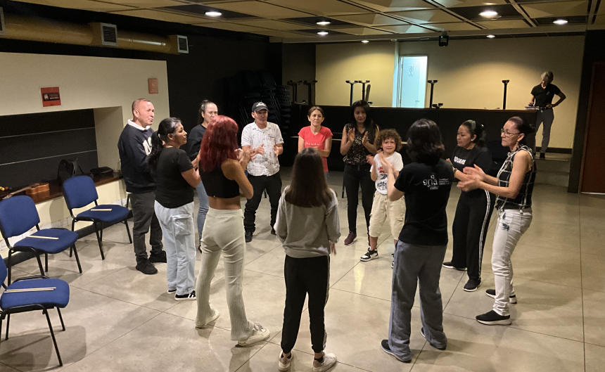 Atlantic Fellow Cathy Correa Lopera leads a music and movement workshop