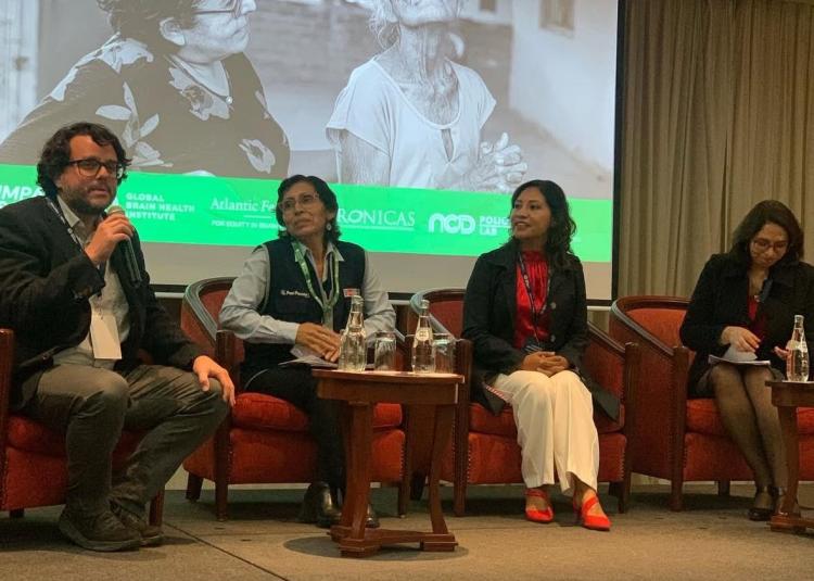 Panel discussion on brain health and dementia policy in Peru.